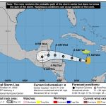 Fotografía cedida por la Oficina Nacional de Administración Oceánica y Atmosférica (NOAA) a través del Centro Nacional de Huracanes (NHC) donde se muestra el pronóstico de cinco días del paso de la tormenta tropical Lisa. EFE/ NOAA-NHC / SOLO USO EDITORIAL/ SOLO DISPONIBLE PARA ILUSTRAR LA NOTICIA QUE ACOMPAÑA (CRÉDITO OBLIGATORIO)