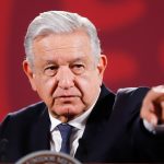 El presidente Andrés Manuel López Obrador, durante su participación en la conferencia matutina en el Palacio Nacional, hoy en la Ciudad de México (México). EFE/ Isaac Esquivel