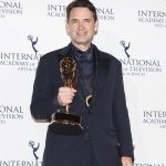 Dougray Scott recibe su Premio Emmy Internacional 2022 a Mejor Actor en Nueva York, Estados Unidos. EFE/EPA/JASON SZENES