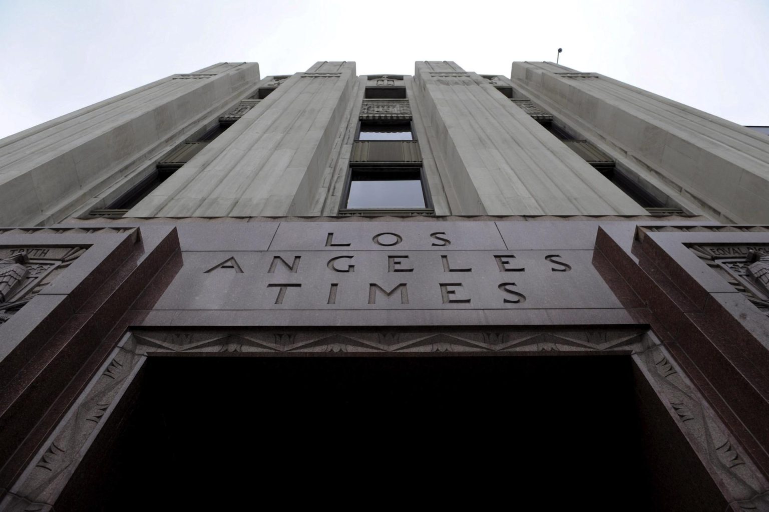 Imagen de archivo de la torre del Los Angeles Times en Los Ángeles, California (EEUU). EFE/ANDREW ERT