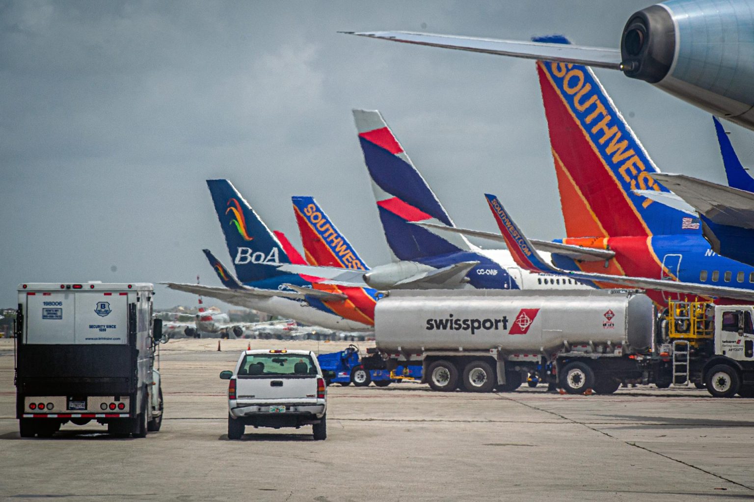 Fotografía de archivo que muestra actividad de aviones en el Aeropuerto Internacional de Miami, Florida (Estados Unidos). EFE/ Giorgio Viera ARCHIVO