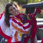 Una mujer participa del desfile del Festival de Las Máscaras, que conmemora el Día de los Inocentes, hoy, en Hatillo (Puerto Rico). EFE/ Thais Llorca