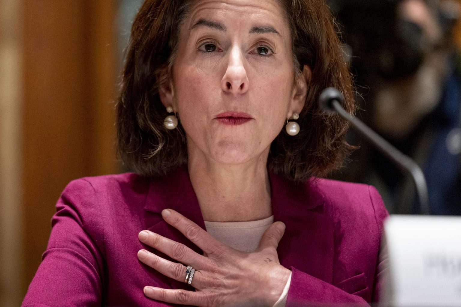 Imagen de archivo de la secretaria de Comercio en Washington, Gina Raimondo. EFE/EPA/Andrew Harnik