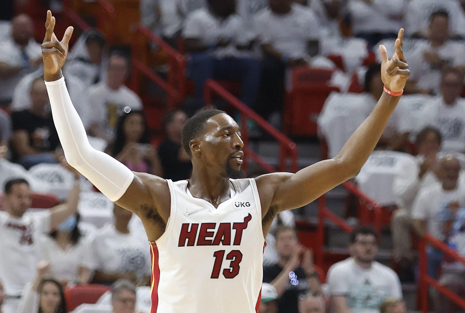 Bam Adebayo de los Miami Heat , en una fotografía de archivo. EFE/ Rhona Wise