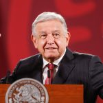 El presidente de México, Andrés Manuel López Obrador, habla durante su rueda de prensa hoy, en el Palacio Nacional de Ciudad de México (México). EFE/ Isaac Esquivel