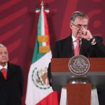 El secretario de Relaciones Exteriores de México (SRE), Marcelo Ebrard, habla durante una rueda de prensa del presidente Andrés Manuel López Obrador, hoy en Palacio Nacional de la Ciudad de México (México). EFE/Sáshenka Gutiérrez