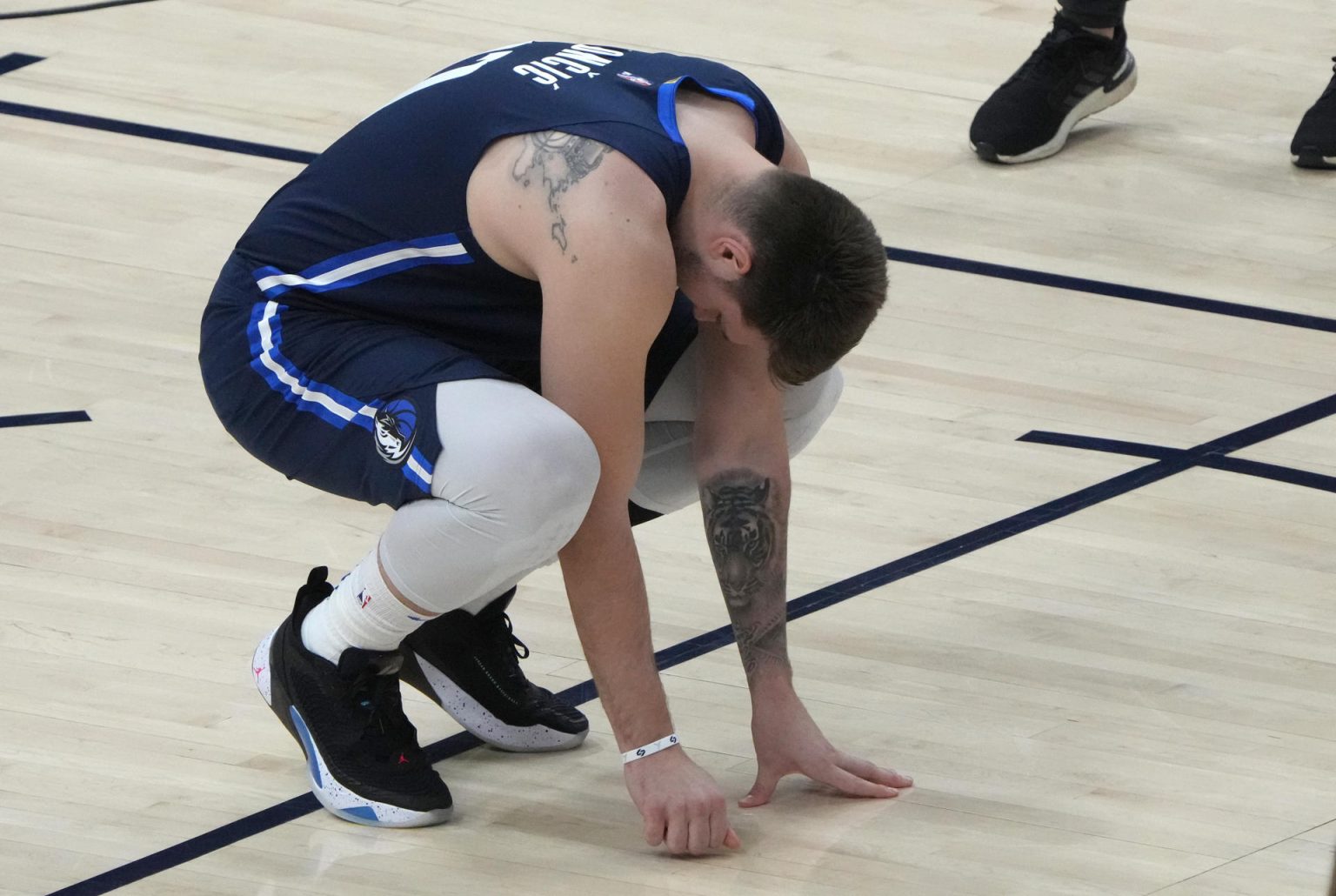 Luka Doncic (77) de Dallas Mavericks, en una fotografía de archivo. EFE/ George Frey