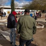 Un grupo de migrantes permanecen en un albergue el 6 de enero de 2023, en la fronteriza Ciudad Juárez, estado de Chihuahua (México). EFE/ Luis Torres