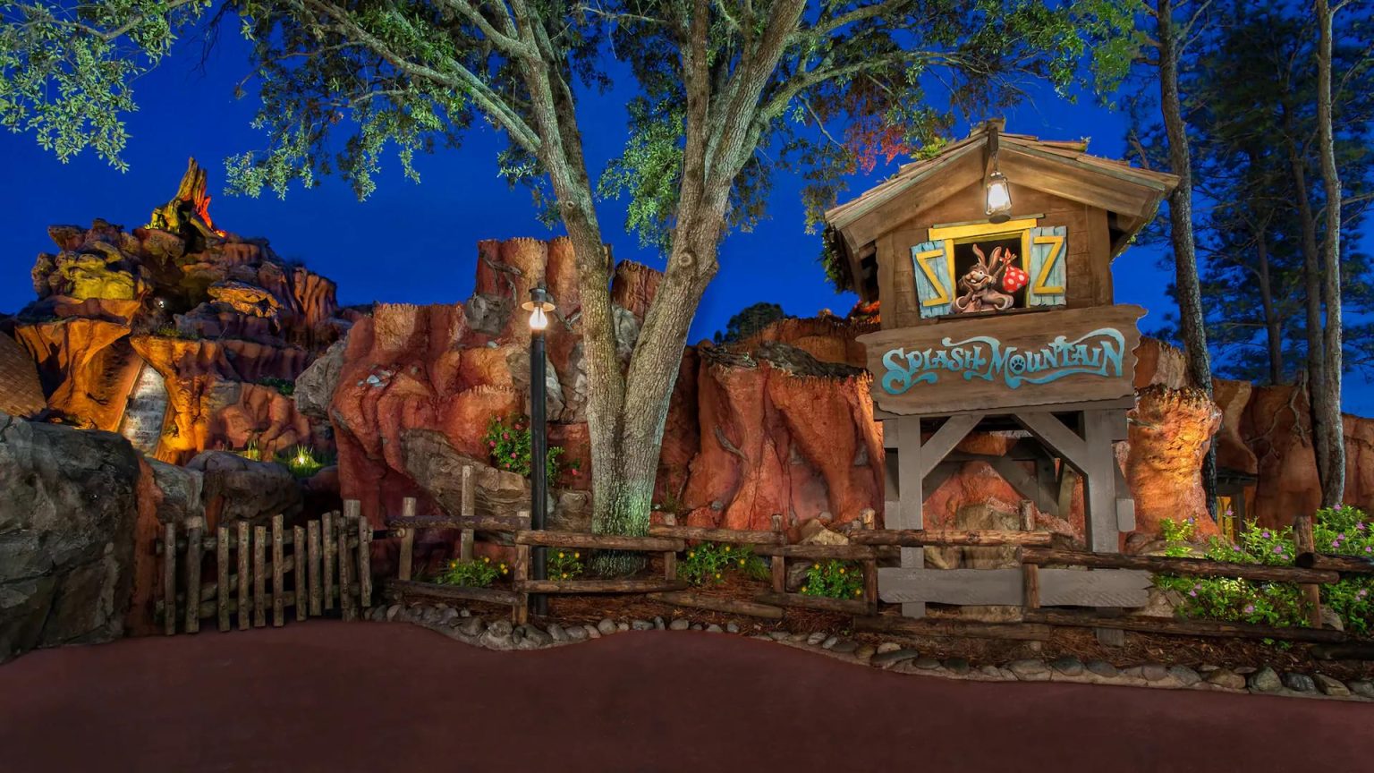 Fotografía de archivo sin fechar cedida por Disney donde se muestra un apartado de Splash Mountain, una atracción con 30 años de antigüedad y ubicada en el parque temático Magic Kingdom en Bay Lake, Florida (EEUU). EFE/ Disney /SOLO USO EDITORIAL/NO VENTAS/SOLO DISPONIBLE PARA ILUSTRAR LA NOTICIA QUE ACOMPAÑA/CRÉDITO OBLIGATORIO