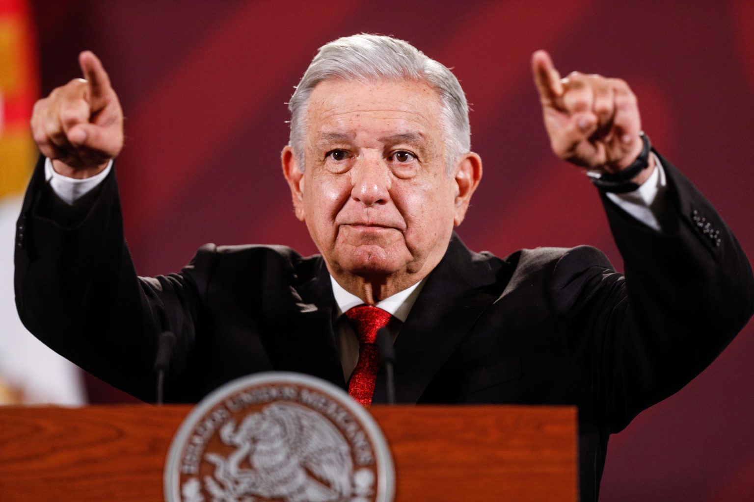 El presidente Andrés Manuel López Obrador, durante su participación en la conferencia de prensa matutina en el Palacio Nacional, hoy en Ciudad de México. (México). EFE/Isaac Esquivel