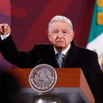 El presidente de México, Andrés Manuel López Obrador, habla durante su conferencia de prensa matutina hoy, en el Palacio Nacional en Ciudad de México (México). EFE/ Isaac Esquivel