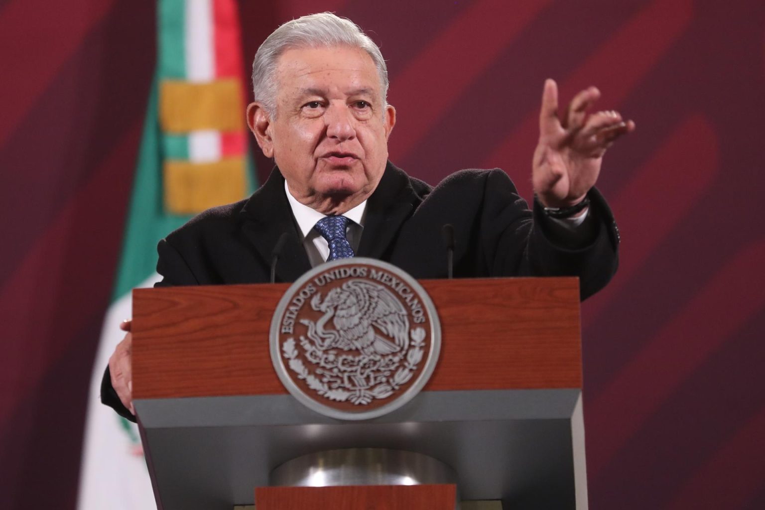 El presidente de México, Andrés Manuel López Obrador, habla hoy durante su conferencia matutina en Palacio Nacional, en Ciudad de México (México). EFE/Sáshenka Gutiérrez