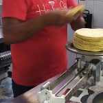 Fotografía de archivo que muestra la venta de tortilla en Ciudad de México (México). EFE/José Pazos.