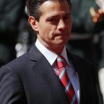 Fotografía de archivo fechada el 22 de diciembre de 2017 del presidente de México Enrique Peña Nieto durante un acto protocolario en Ciudad de México (México). EFE/Jose Méndez