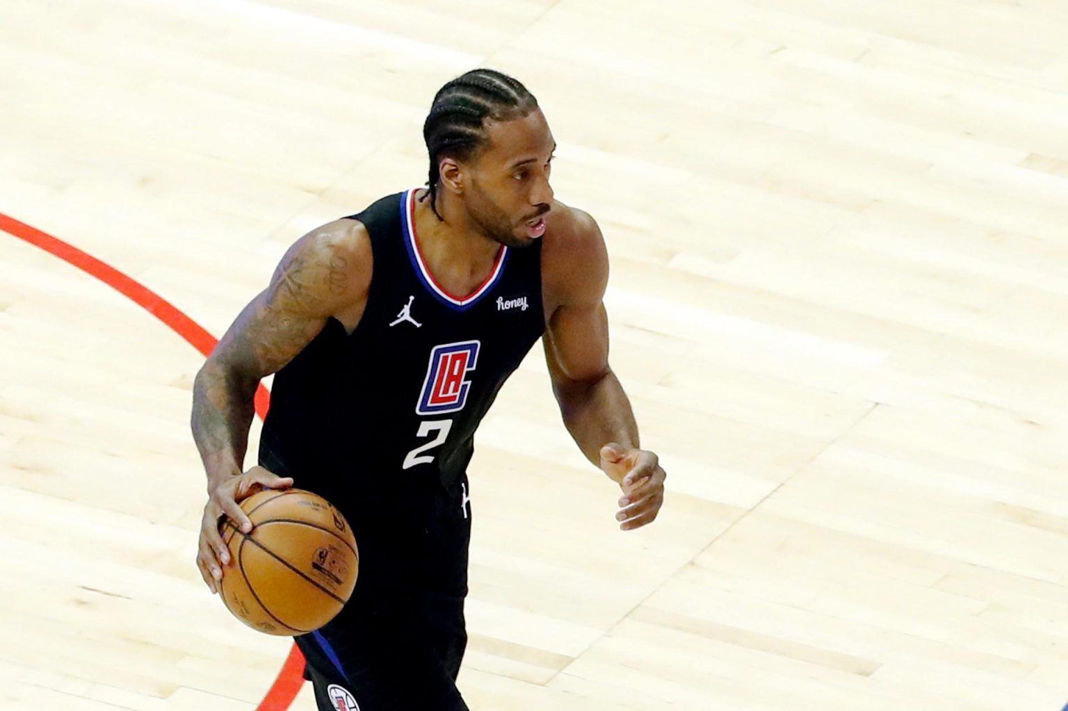 El alero de Los Angeles Clippers Kawhi Leonard, en una fotografía de archivo. EFE/EPA/Etienne Laurent