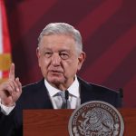 El presidente de México, Andrés Manuel López Obrador, durante su conferencia matutina hoy, en Palacio Nacional en la Ciudad de México (México). EFE/Sáshenka Gutiérrez