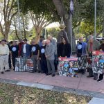 Fotografía cedida hoy por la Asamblea de la Resistencia Cubana donde aparecen unos ex presos políticos cubanos mientras posan previo a una conferencia de prensa, en Miami, Florida (EE.UU). EFE/Asamblea de la Resistencia Cubana /SOLO USO EDITORIAL/NO VENTAS/SOLO DISPONIBLE PARA ILUSTRAR LA NOTICIA QUE ACOMPAÑA/CRÉDITO OBLIGATORIO