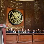 Fotografía cedida hoy, por la Suprema Corte de Justicia de la Nación, de la ministra presidente Norma Piña (i), durante su participación en la ceremonia del 106 aniversario de la promulgación de la Constitución, en Querétaro (México). EFE/Suprema Corte de Justicia de la Nación/SOLO USO EDITORIAL/SOLO DISPONIBLE PARA ILUSTRAR LA NOTICIA QUE ACOMPAÑA(CRÉDITO OBLIGATORIO)