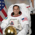 Fotografía cedida por la NASA donde aparece el veterano astronauta de origen puertorriqueño Joseph Acabá que ha estado un total de 306 días en el espacio, repartidos en tres misiones. EFE/NASA /SOLO USO EDITORIAL/NO VENTAS/SOLO DISPONIBLE PARA ILUSTRAR LA NOTICIA QUE ACOMPAÑA/CRÉDITO OBLIGATORIO