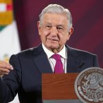 Fotografía cedida hoy, por la presidencia de México, del mandatario mexicano, Andrés Manuel López Obrador, durante una rueda de prensa en el Palacio Nacional de Ciudad de México (México). EFE/Presidencia de México/SOLO USO EDITORIAL/SOLO DISPONIBLE PARA ILUSTRAR LA NOTICIA QUE ACOMPAÑA(CRÉDITO OBLIGATORIO)