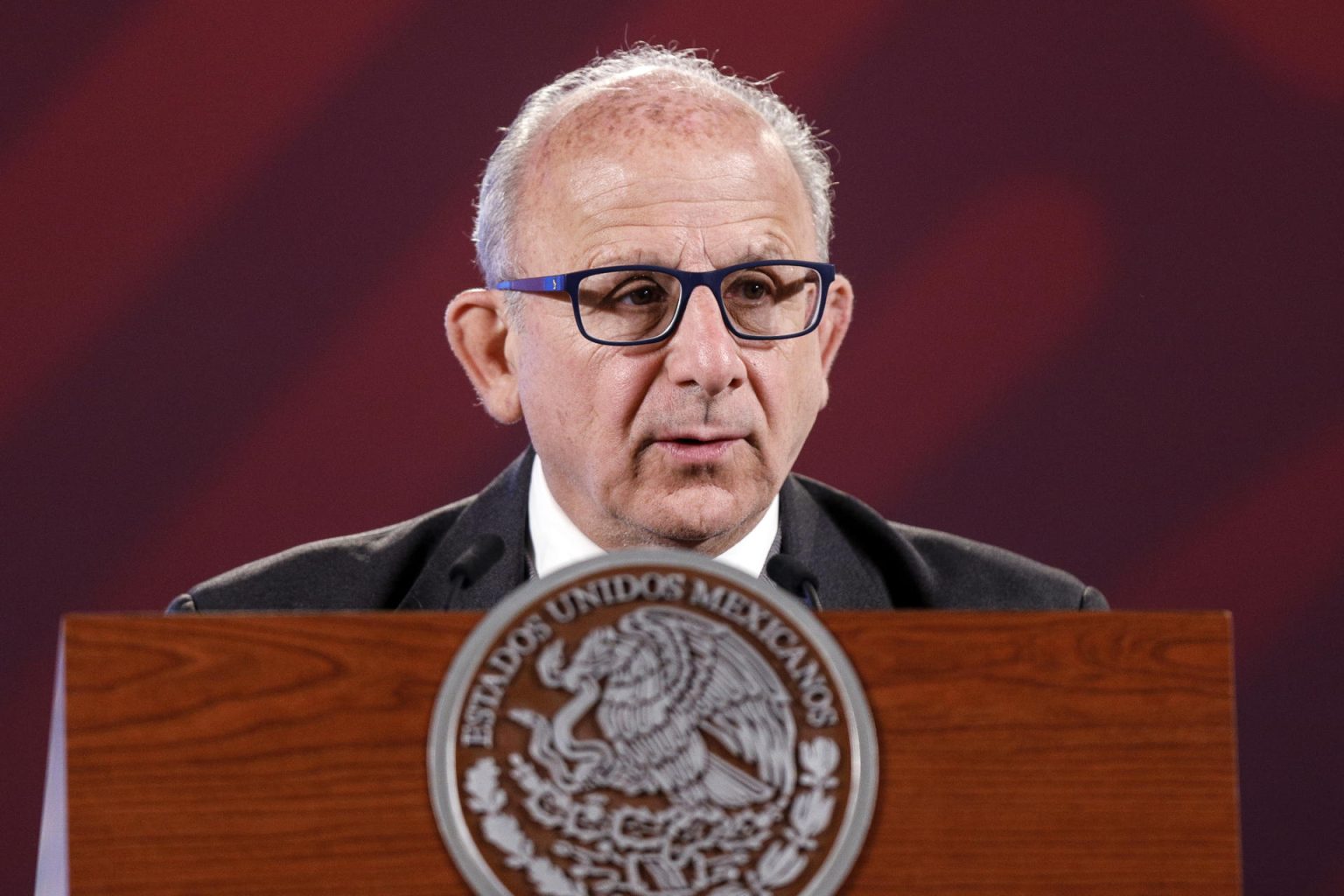 El director general del Instituto Nacional de Antropología e Historia (INAH) Diego Prieto, participa hoy durante una rueda de prensa en el Palacio Nacional de la Ciudad de México (México). EFE/Isaac Esquivel