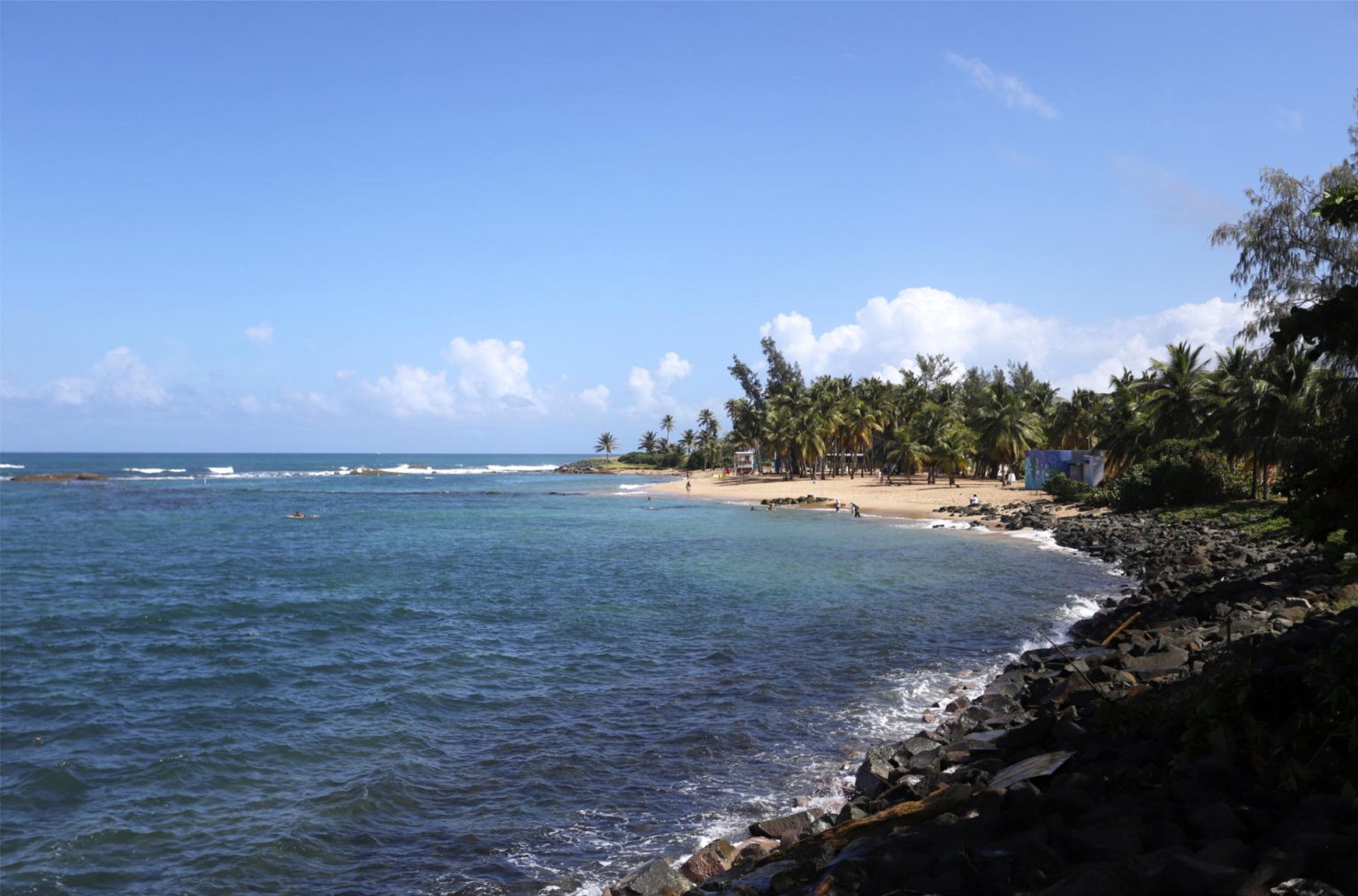 Dos ciudadanos estadounidenses fueron rescatados en aguas al oeste de Puerto Rico después de que su embarcación se averiara y empezara a llenarse de agua en el llamado Canal de Mona. Fotografía de archivo. EFE/ Thais Llorca