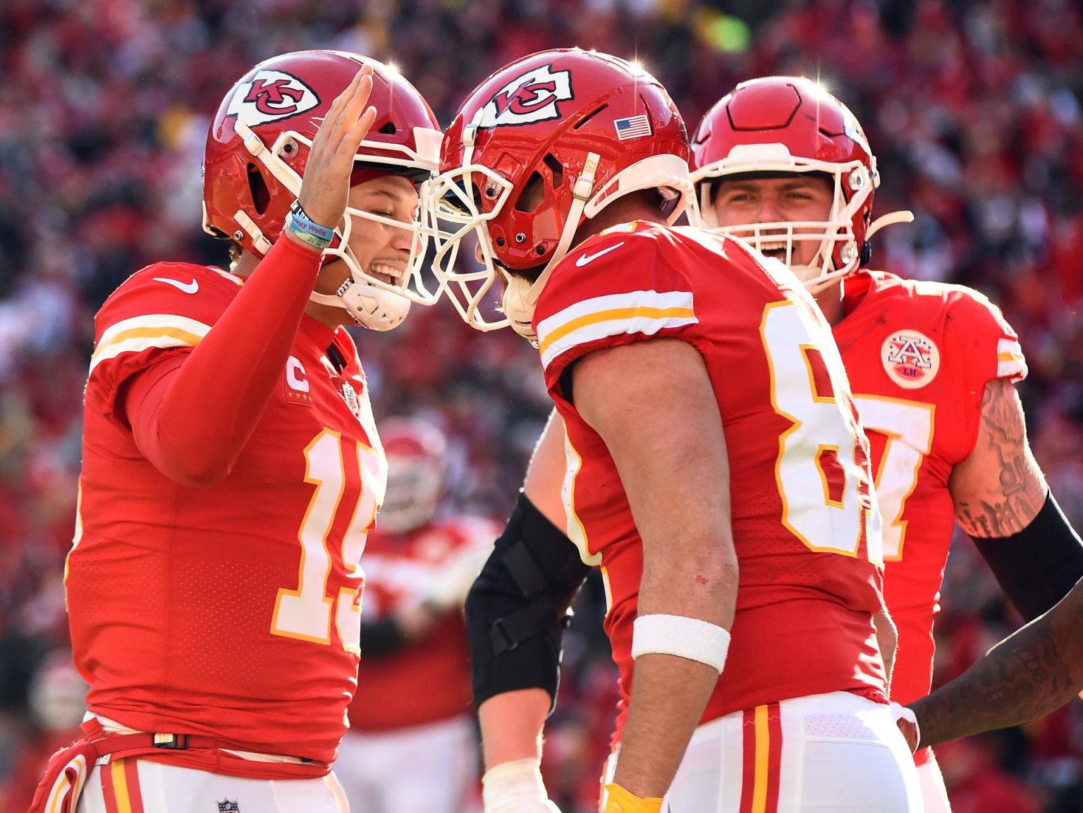 El mariscal de los Chiefs Patrick Mahomes (I) , en una fotografía de archivo. EFE/EPA/Dave Kaup