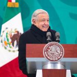 Fotografía cedida hoy, por la presidencia de México, del mandatario mexicano, Andrés Manuel López Obrador, durante una rueda de prensa en la ciudad de Hermosilo, en el estado de Sonora (México). EFE/Presidencia de México/SOLO USO EDITORIAL/SOLO DISPONIBLE PARA ILUSTRAR LA NOTICIA QUE ACOMPAÑA(CRÉDITO OBLIGATORIO)