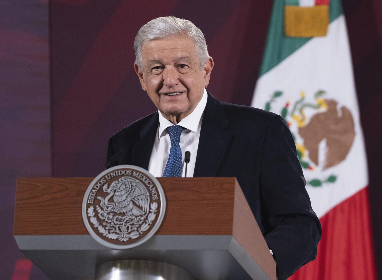 Fotografía cedida por la presidencia de México, del presidente de México Andrés Manuel López Obrador, durante una rueda de prensa hoy, en Palacio Nacional de la Ciudad de México (México). EFE/Presidencia de México/SOLO USO EDITORIAL/SOLO DISPONIBLE PARA ILUSTRAR LA NOTICIA QUE ACOMPAÑA(CRÉDITO OBLIGATORIO)