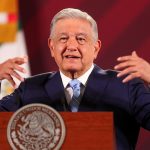 El presidente de México, Andrés Manuel López Obrador, habla hoy durante su conferencia de prensa matutina en el Palacio Nacional de Ciudad de México (México). EFE/ Isaac Esquivel