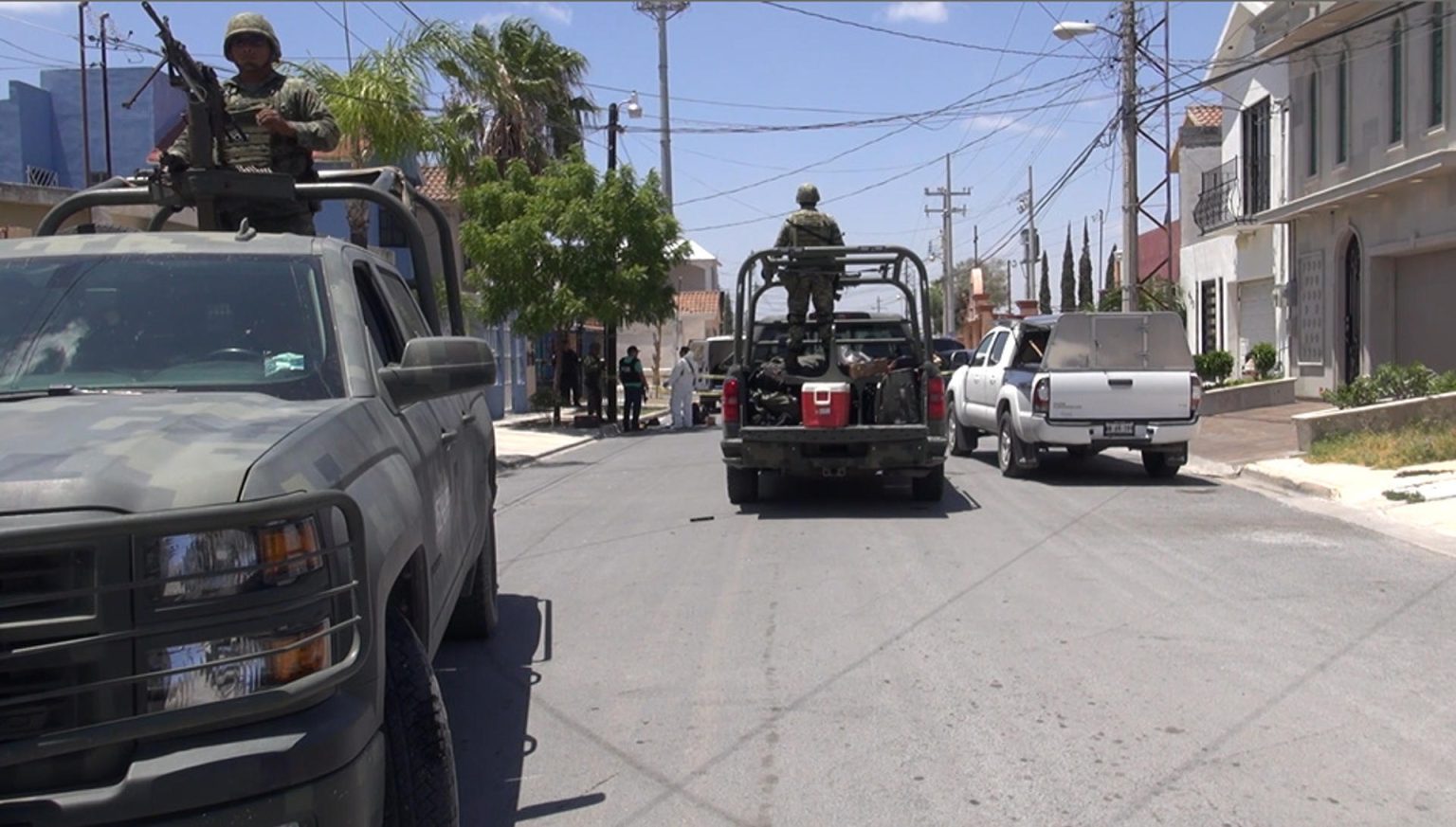 La Comisión Nacional de los Derechos Humanos (CNDH) señaló este miércoles al Ejército mexicano por matar con el "uso ilegítimo de armas de fuego" a cinco civiles el mes pasado en Nuevo Laredo, Tamaulipas, ciudad fronteriza con Estados Unidos. Imagen de archivo. EFE/Martín Juárez
ááááááá