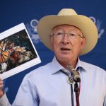 Fotografía de archivo del embajador de Estados Unidos en México, Ken Salazar. EFE/ José Méndez