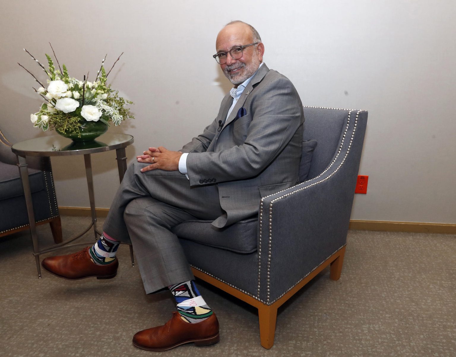 El presidente de Latin Grammy, Manuel Abud, posa durante una entrevista con Efe en Ciudad de México (México). EFE/Mario Guzmán