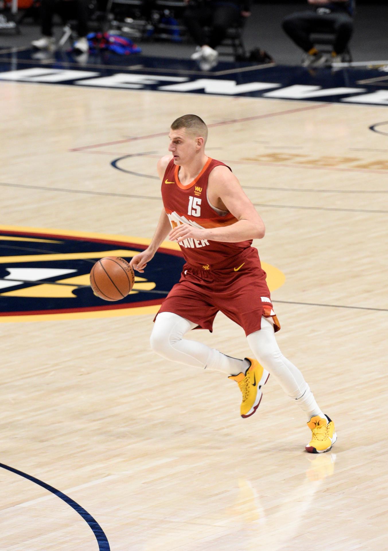 Nikola Jokic de los Denver Nuggets, en una fotografía de archivo. EFE/Todd Pierson