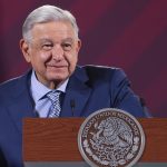 Fotografía cedida por la presidencia de México, del mandatario mexicano, Andrés Manuel López Obrador hoy, durante una rueda de prensa en el Palacio Nacional de Ciudad de México (México). EFE/Presidencia de México/SOLO USO EDITORIAL/SOLO DISPONIBLE PARA ILUSTRAR LA NOTICIA QUE ACOMPAÑA (CRÉDITO OBLIGATORIO)