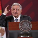 El presidente de México, Andrés Manuel López Obrador, habla hoy durante su conferencia matutina en Palacio Nacional, en Ciudad de México (México). Fotografía de archivo. EFE/Sáshenka Gutiérrez