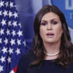 La gobernadora de Arkansas, la republicana Sarah Huckabee Sanders, promulgó una ley que prohíbe a la personas transgénero usar el baño en las escuelas públicas acorde a su identidad de género. Imagen de archivo. EFE/SHAWN THEW