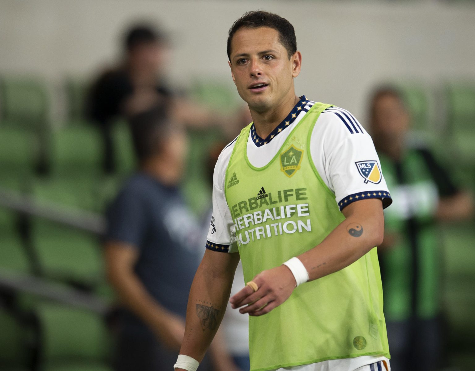 Fotografía de archivo de Javier "Chicharito" Hernández, delantero del LA Galaxy. EFE/DARREN ABATE