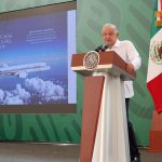 Fotografía cedida hoy por la presidencia de México, del mandatario mexicano, Andrés Manuel López Obrador, durante una rueda de prensa en el estado de Veracruz (México). EFE/Presidencia de México/SOLO USO EDITORIAL/SOLO DISPONIBLE PARA ILUSTRAR LA NOTICIA QUE ACOMPAÑA(CRÉDITO OBLIGATORIO)