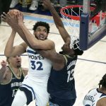 Karl-Anthony Towns de Minnesota, en una fotografía de archivo. EFE/Karen Pulfer Focht