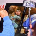 Fotografía de archivo de una familia de migrantes compuesta de 3 adultos y dos niños centroamericanos que son rescatados por Agentes del Grupo Beta y socorristas de la Cruz Roja mexicana. EFE/Miguel Sierra