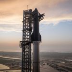 Fotografía cedida ayer por SpaceX donde se muestra un detalle de su cohete Starship en la base de la empresa en Boca Chica, Texas (EE.UU.). EFE/SpaceX