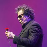 El músico argentino Andrés Calamaro, canta durante un concierto. Imagen de archivo. EFE/Mauricio Dueñas Castañeda