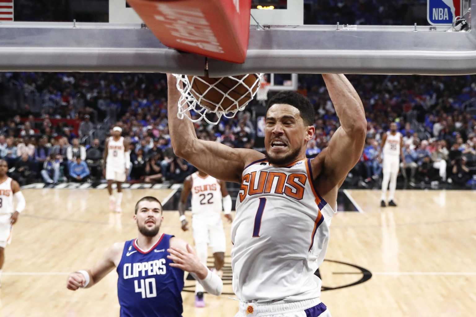 El alero de los Phoenix Suns Devin Booker, en una fotografía de archivo. EFE/EPA/Caroline Brehman