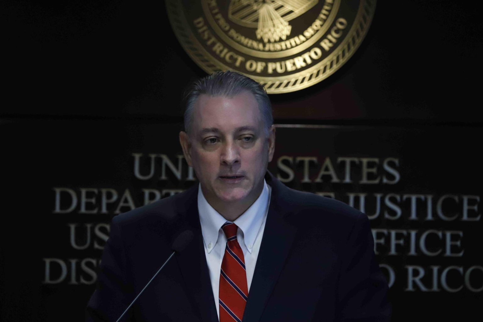 El Fiscal Federal Stephen Muldrow habla durante una rueda de prensa en San Juan (Puerto Rico). EFE/ Thais Llorca