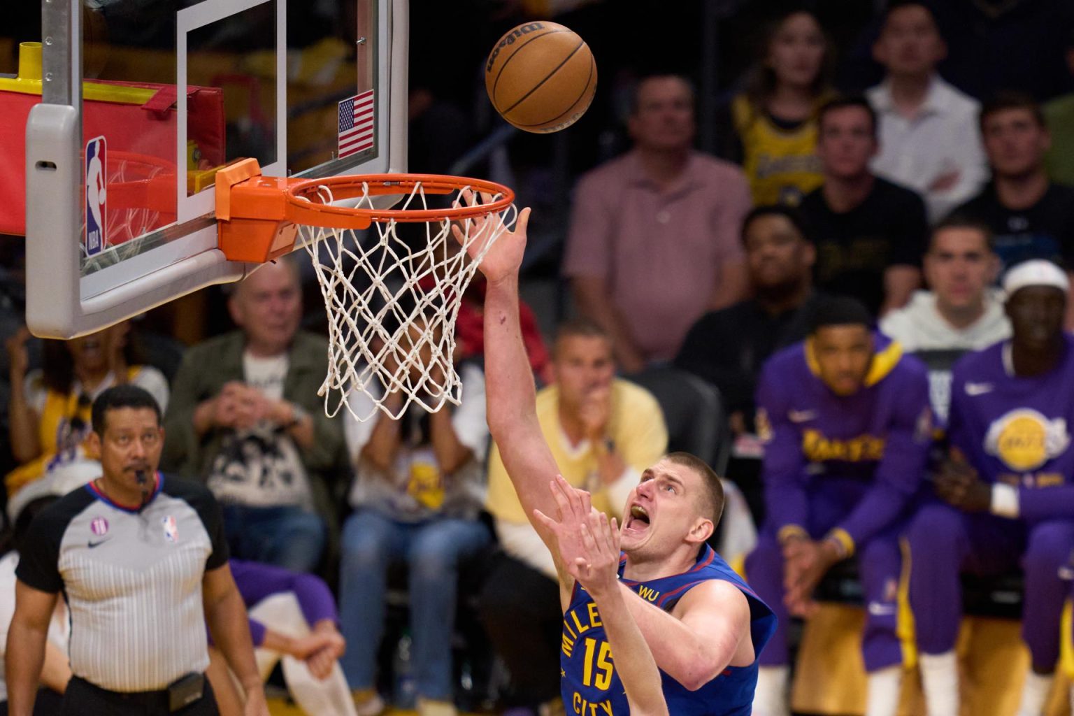 Fotografía de arcchivo de Nikola Jokic de los Denver Nuggets. EFE/EPA/ALLISON DINNER SHUTTERSTOCK OUT