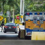 Fotografía de archivo donde aparece una ambulancia en Miami, Florida. EFE/Giorgio Viera