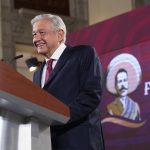 Fotografía cedida hoy, por la presidencia de México, del mandatario mexicano, Andrés Manuel López Obrador, durante una rueda de prensa en Palacio Nacional de la Ciudad de México (México). EFE/Presidencia de México/SOLO USO EDITORIAL/SOLO DISPONIBLE PARA ILUSTRAR LA NOTICIA QUE ACOMPAÑA(CRÉDITO OBLIGATORIO)