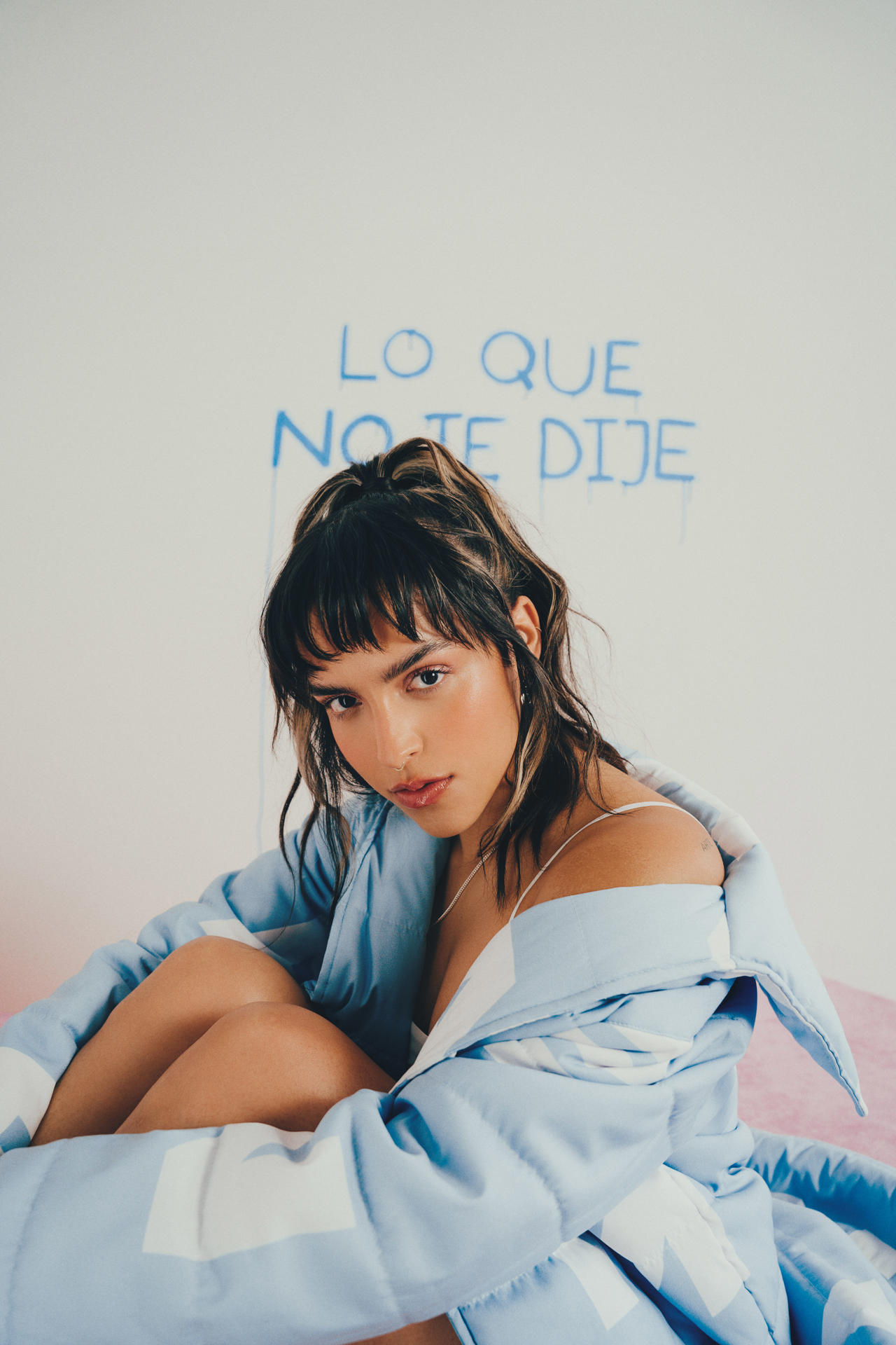 Fotografía cedida por Teograph de la cantante y compositora puertorriqueña Gale quien lanza este viernes su álbum "Lo que no te dije", en el que combina pop y eurodance con influencias de punk, grunge y flujo urbano. EFE/ Teograph / SOLO USO EDITORIAL/ SOLO DISPONIBLE PARA ILUSTRAR LA NOTICIA QUE ACOMPAÑA (CRÉDITO OBLIGATORIO)