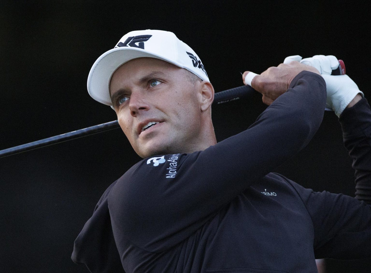 El golfista estadounidense Eric Cole fue registrado este jueves, 18 de mayo, durante el primer recorrido del PGA Championship, el segundo 'major' de la temporada, en el campo del Club Oak Hill Country, en Rochester (Nueva York, EE.UU.). Cole lildera el certamen, con cinco golpes bajo par. EFE/Erik S. Lesser